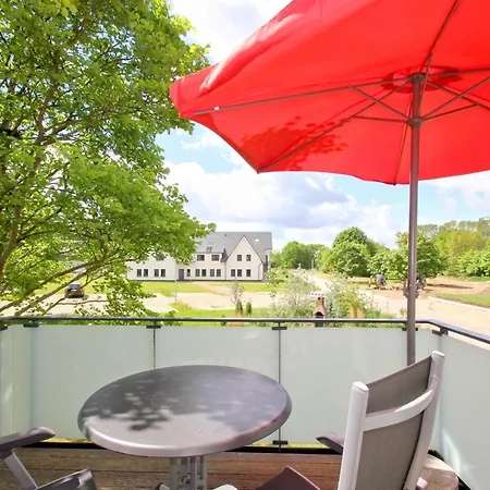 Strandnahe Mit Balkon, Gratis Nutzung Vom Ahoi Erlebnisbad Und Sauna In Sellin - Rex Rugia 30-5 * ロープベ